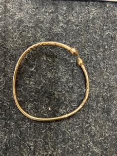 Bangle Bracelet 10K Yellow Gold